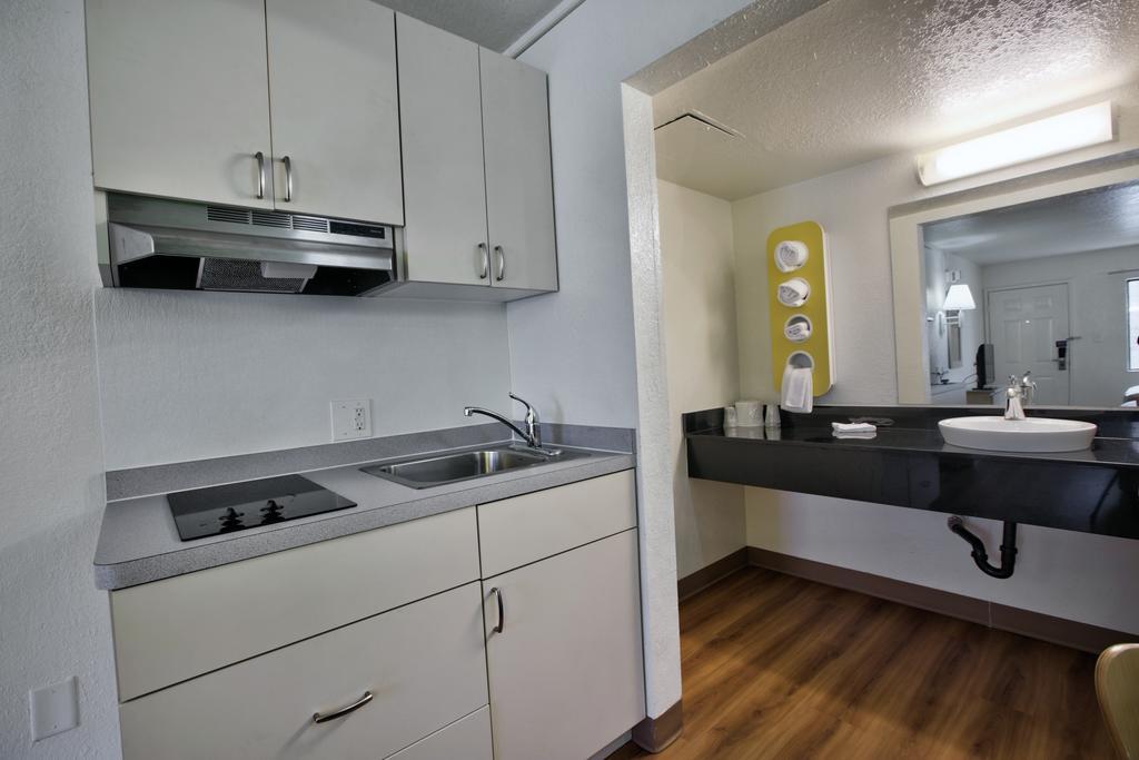 Motel 6-Tallahassee, Fl - Downtown Екстериор снимка