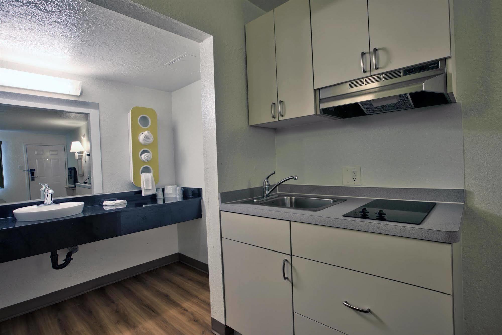 Motel 6-Tallahassee, Fl - Downtown Екстериор снимка