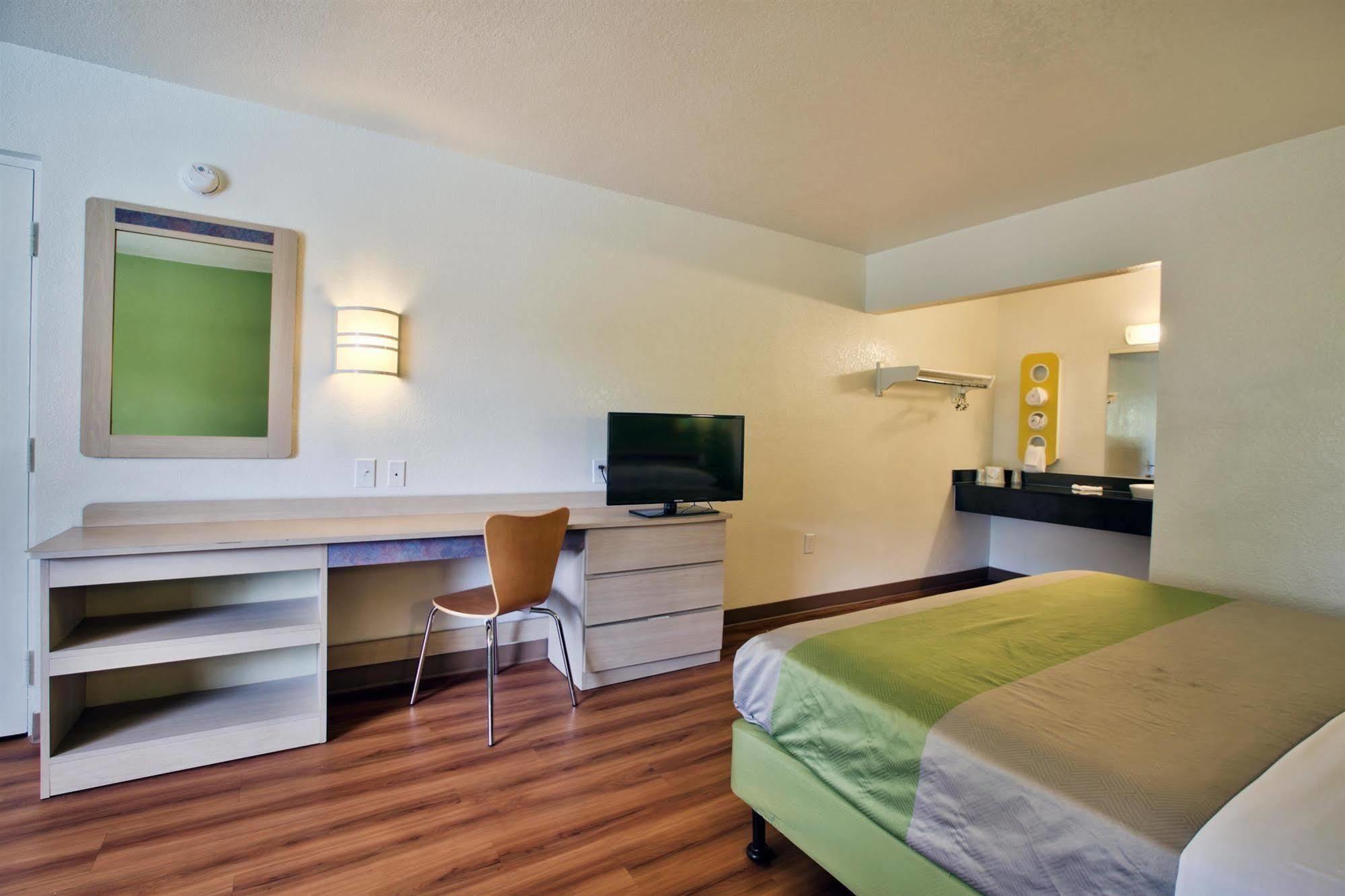 Motel 6-Tallahassee, Fl - Downtown Екстериор снимка