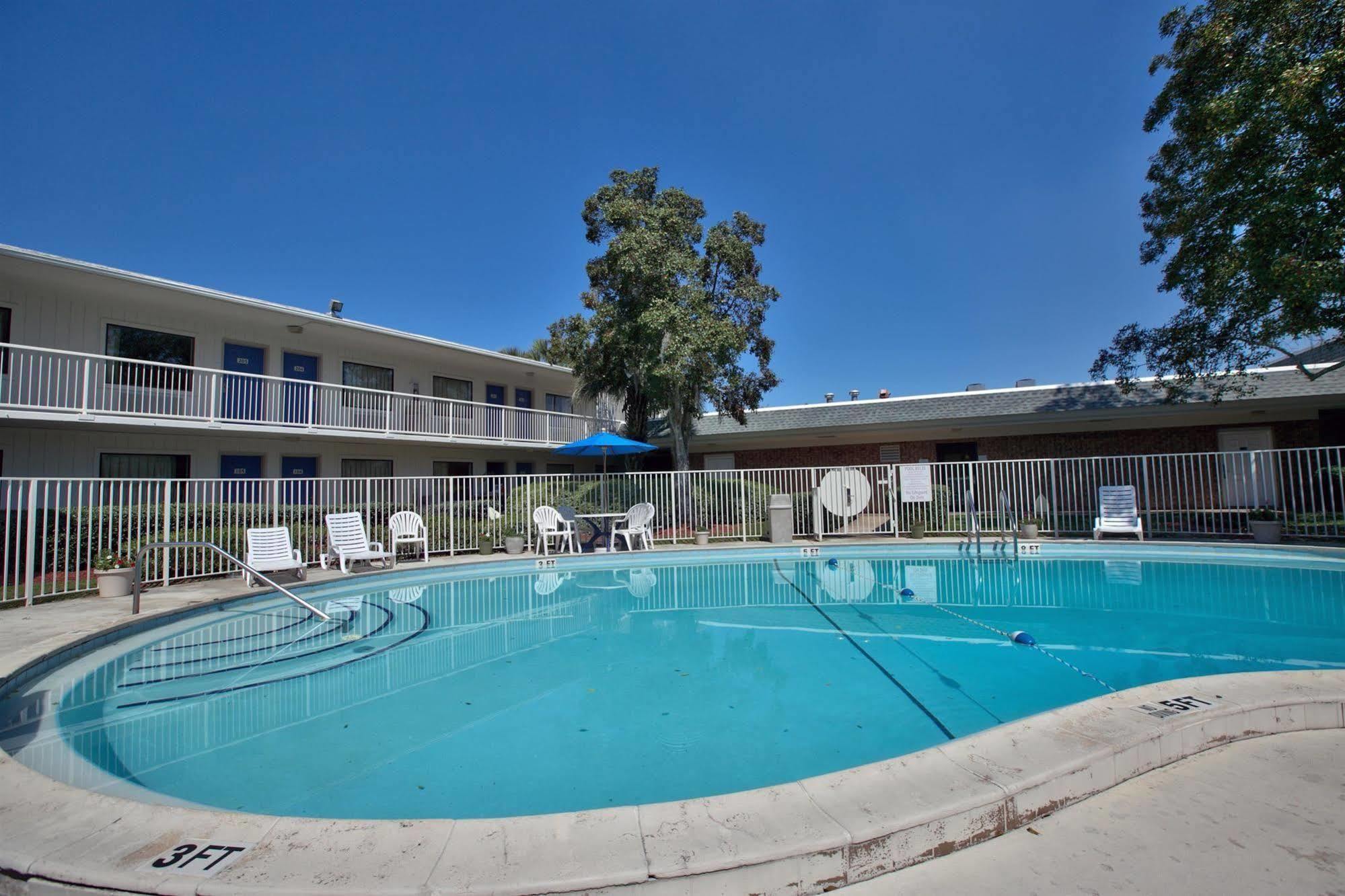 Motel 6-Tallahassee, Fl - Downtown Екстериор снимка